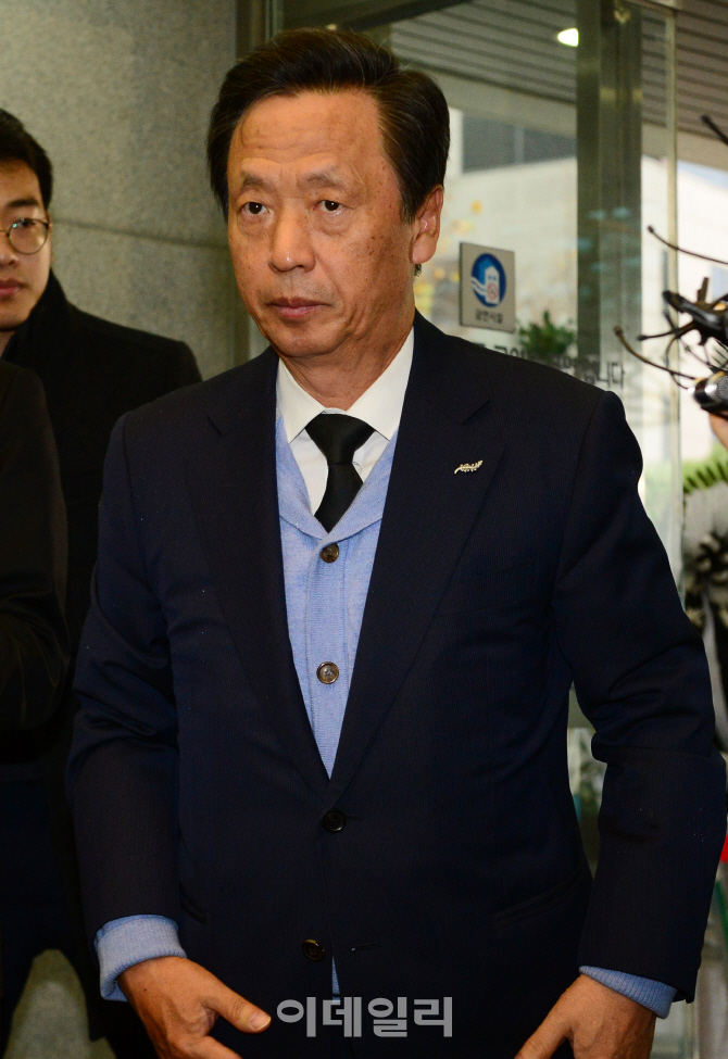 [포토]YS 빈소 찾은 오강현 전 청와대 대통령실 경제비서관