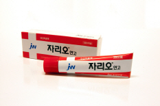 JW중외신약, 건선치료제 '자리오연고' 출시