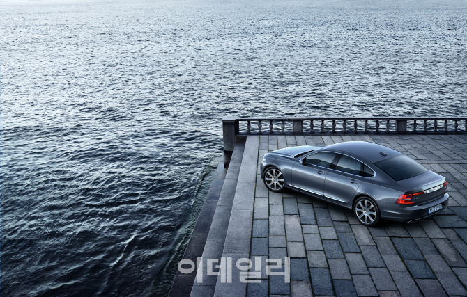 볼보 '더 뉴 S90', 기대되는 신車                                                                                                                                                         