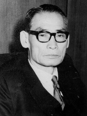 ③"아버지 무릎 위에서 배운 바둑, 평생의 벗"