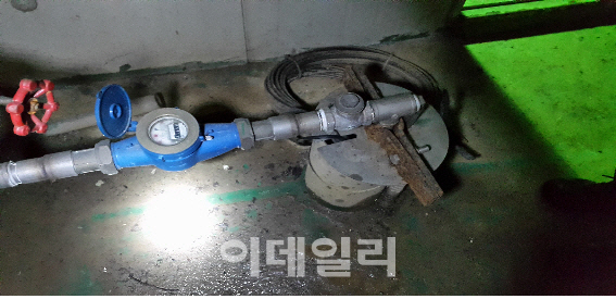 먹는 물로 장난친 생수업쳬 17곳 무더기 적발