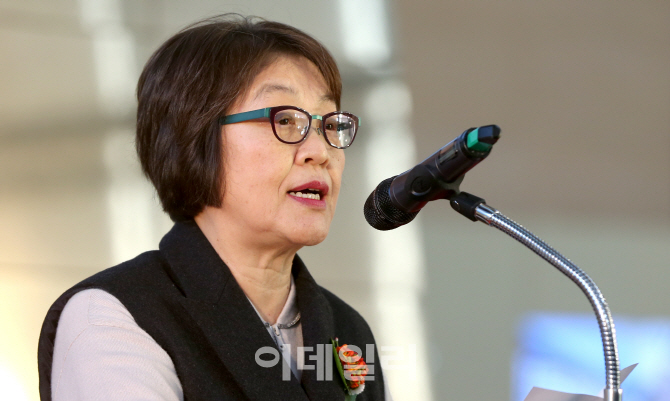 [포토]인사말하는 김영나 국립중앙박물관 관장
