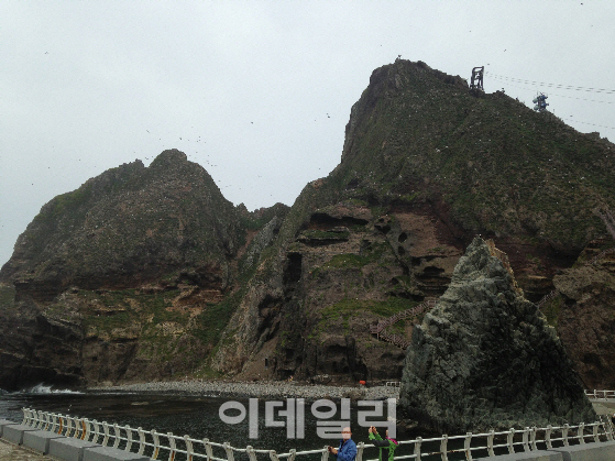 독도서 미기록 곰팡이 첫 발견..코리아나 명명
