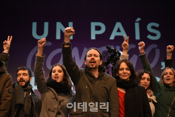 [포토]'우리는 할 수 있다''… 스페인 총선서 약진한 포데모스