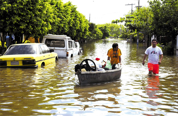 '아기예수'의 재앙‥전세계 홍수, 토네이도 몸살
