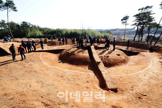 매장문화재 발굴 현장에 국민 발걸음 이어졌다