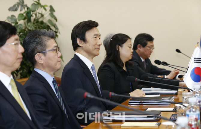 [포토]시작된 ‘일본군 위안부 문제 해결을 위한 한일 외교장관 회담'