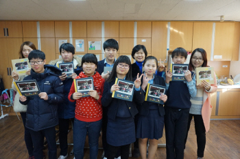 스냅스, 특수학급에 졸업앨범 지원