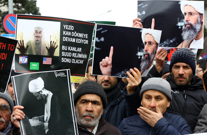 [포토]사우디 시아파 처형에 터키서 항의 시위