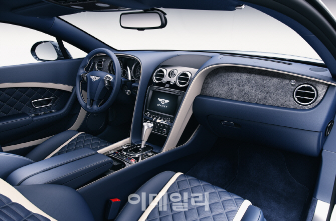 벤틀리, 2억년 전 석재 사용한 내부 옵션 공개