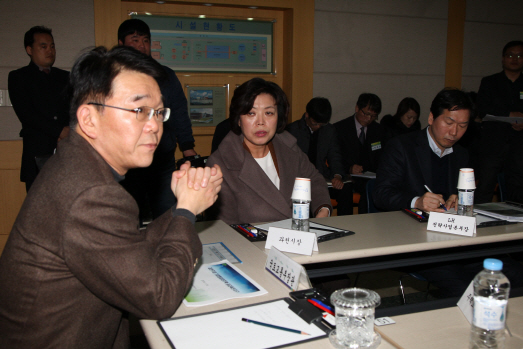 [포토]강호인 장관 “뉴스테이 주암지구 만전 기해달라”
