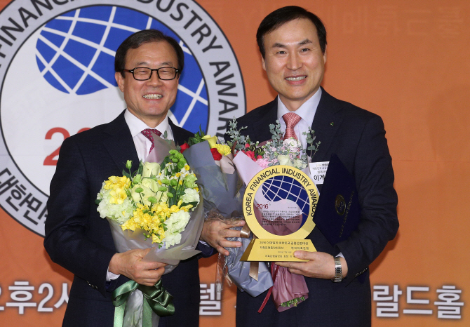 [2016금융산업대상]현대저축은행 '중금리 신용대출 나오론'