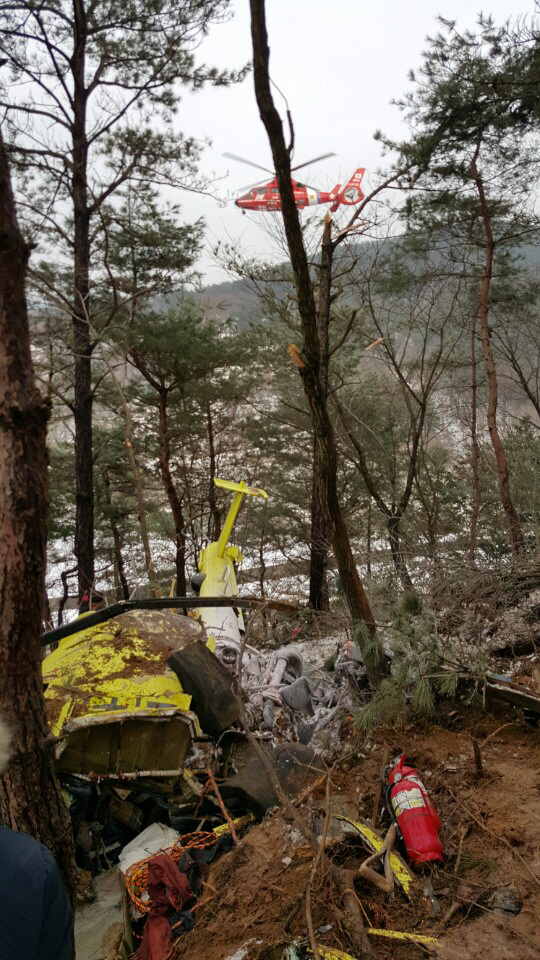 [포토] 금산사 인근에 떨어진 헬기