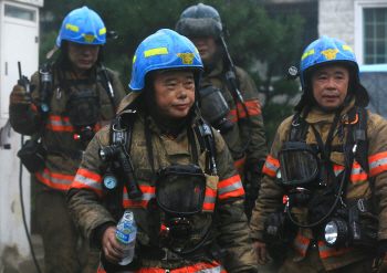 대규모 화재현장에 소방대원 회복팀 파견된다