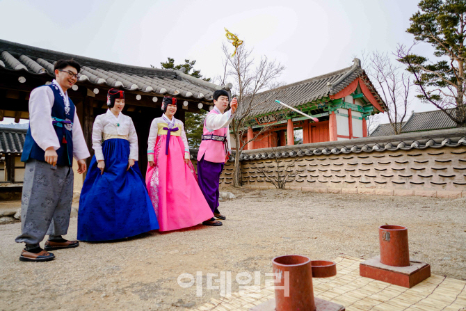 [설연휴즐기기]② 온천서 休 뷔페서 食…리조트에 다 있다