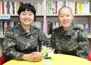 군종병 창설 65주년..女 군종장교, 최전방서 신앙 버팀목 역할