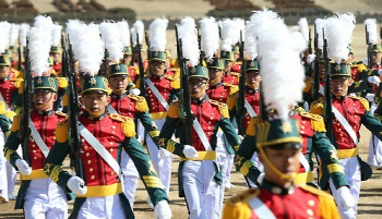 육군3사관학교 입학식..女생도 20명 포함 524명 '장교의 길'