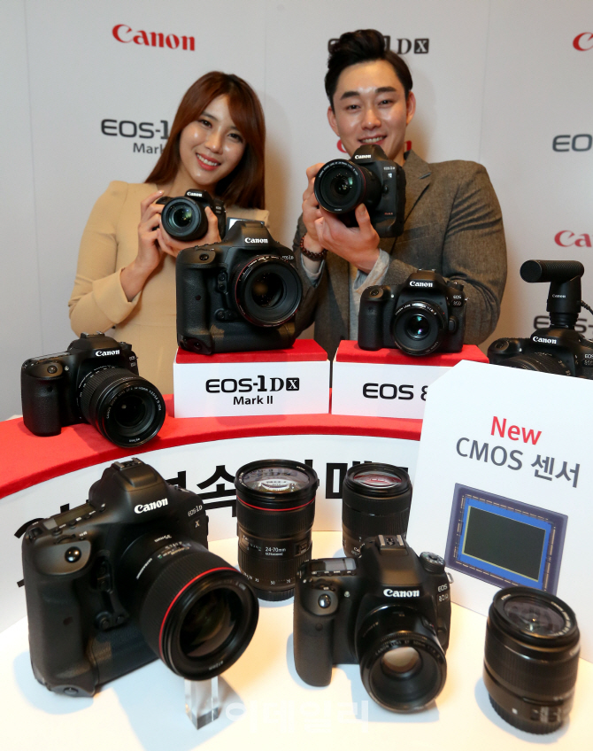 [포토]캐논, 새로운 플래그십 'EOS-1D X Mark Ⅱ'와 'EOS 80D' 출시