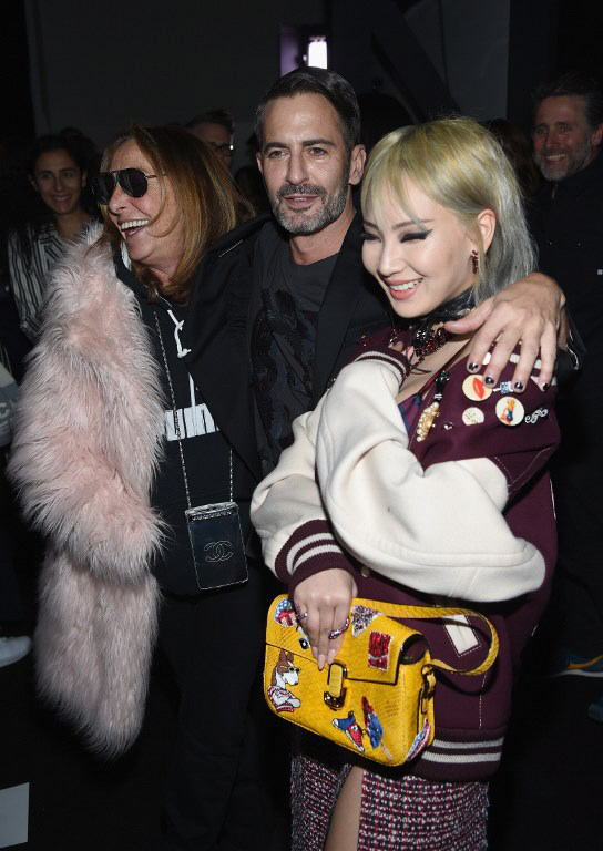  2NE1 씨엘, 매력적인 눈웃음..마크 제이콥스 패션쇼                                                                                                                                                 