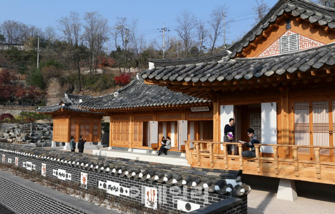 인왕산자락길, 역사·문화·자연 담아 재탄생