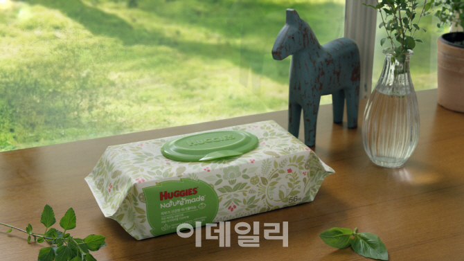 유한킴벌리, 천연펄프 사용 네이처메이드 물티슈 출시