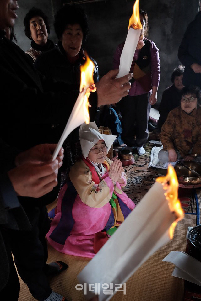 [포토]상명대 양종훈 교수, 제주도서 제주 해녀 사진전 개최