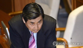 野, ‘여론역풍’ 우려에 필리버스터 자체 중단