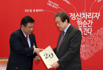 김무성, 소상공인 표심잡기…“총선 승리로 전폭 지원” 다짐