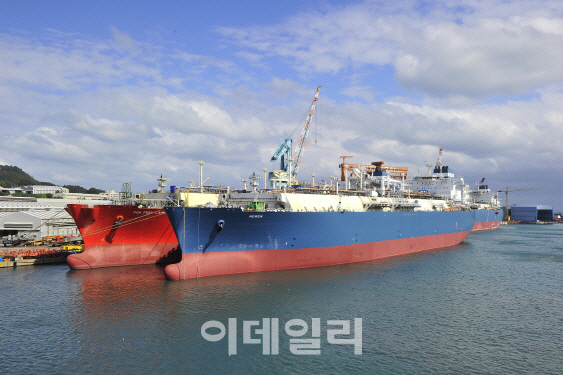 한국 조선업 선박 수주잔량 11년여 만에 최저
