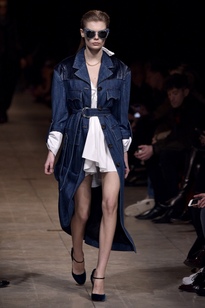 '파리패션위크' 미우미우, 개성 넘쳐                                                                                                                                                      