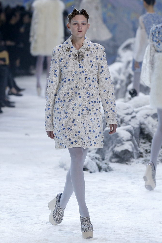 '파리패션위크' 몽클레르, 눈꽃 패션                                                                                                                                                      