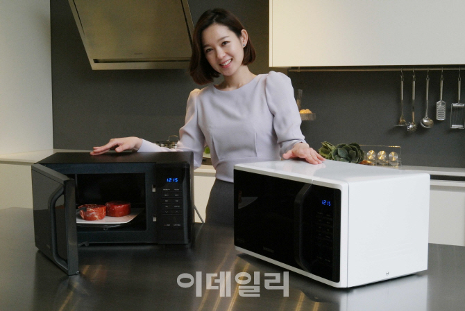 [포토]삼성 전자레인지 ' 업그레이드 된 쾌속 해동~'
