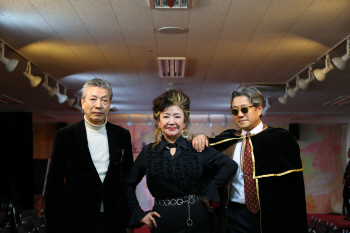 [창조관광]② "지킬&하이드 같은 인생이라 즐겁다"