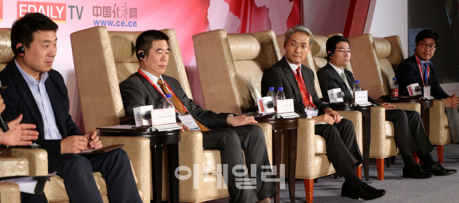 [IFC 2016 포토]'韓·中 금융투자의 도전과 과제'로 토론하는 패널들