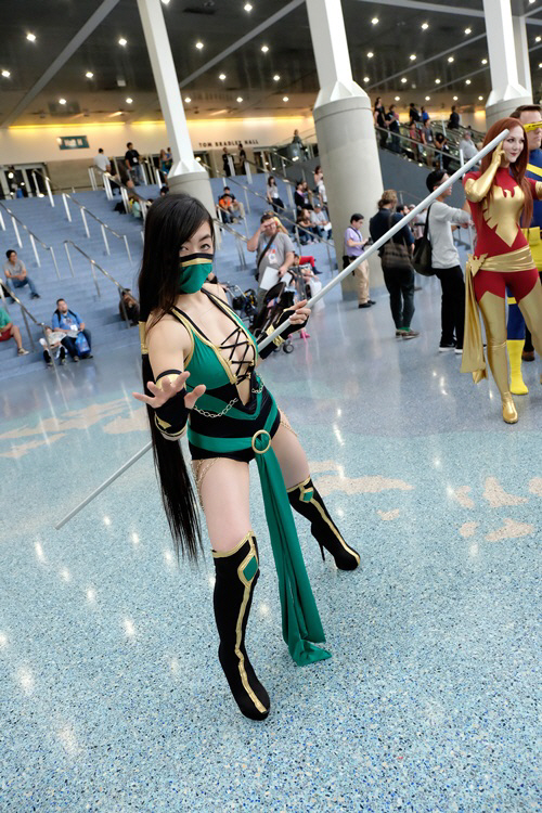 섹시미 넘치는 여전사                                                                                                                                                                              