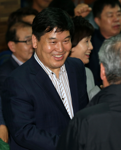 홍의락 “복당(더민주)도 입당(새누리)도 없다”