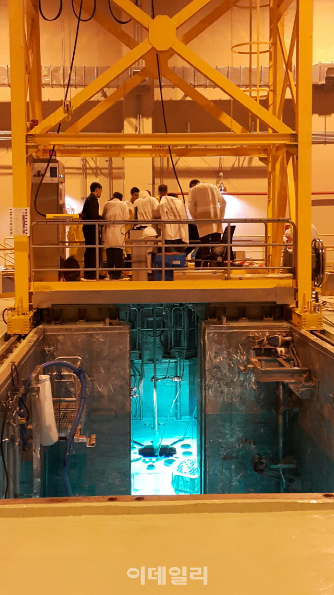 첫 수출 원자력시스템 JRTR, 첫 임계에 도달 사실상 가동 돌입