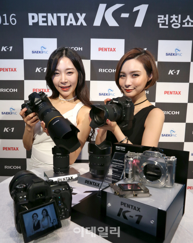 [포토]세기P&C, 펜탁스 첫 풀프레임 DSLR 카메라 'K-1' 선보여