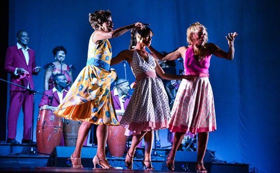 쿠바 카바레댄스 부흥 위해 `우리가 나섰다`                                                                                                                                                         