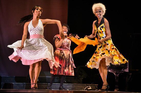 쿠바 카바레댄스 부흥 꿈꾸는 `5080 세대`                                                                                                                                                           