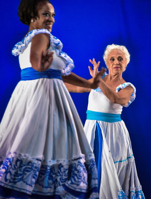 쿠바 카바레댄스 부흥 프로젝트 `우린 아직 젊어요`                                                                                                                                                  