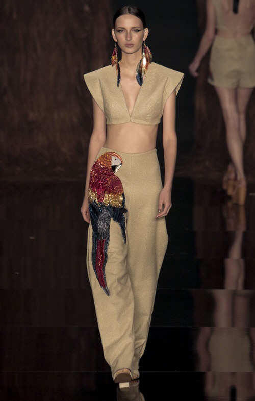 브라질 패션위크, 일상복 연출 가능한 비치웨어… `패셔니스타`                                                                                                                                       