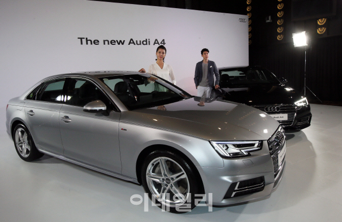 [포토]뉴 아우디 A4 '더욱 강력해진 성능'