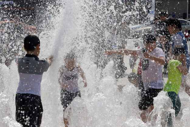 오늘 아침 대부분 비 그치고 미세먼지도 깨끗