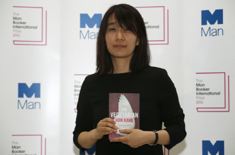 한강父 소설가 한승원 "딸의 맨부커상, `교통정리` 하지 않은 아내 덕분"