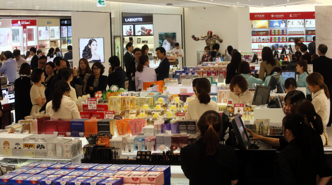 [포토]신세계, 서울 면세점 명동점 오픈..600개 브랜드!