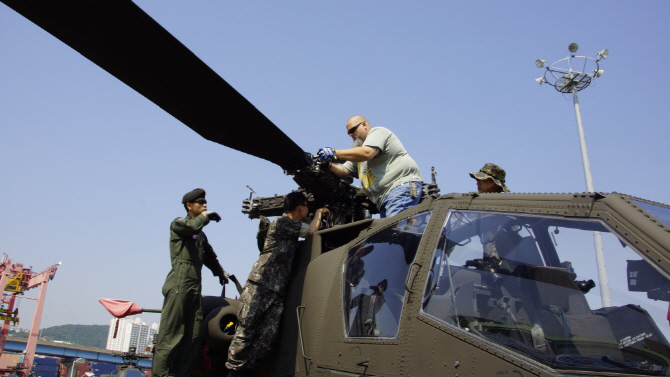  `아파치 가디언` 입국, 미국 전문가와 결합작업 중                                                                                                                                                  