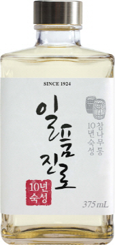 하이트진로, 프리미엄 소주 '일품진로' 10년간 200만병 판매
