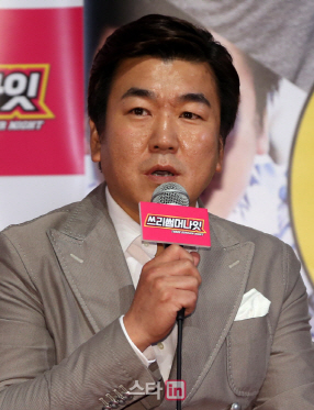배우 윤제문, 만취상태서 운전하다 적발..신호대기 중 잠들어