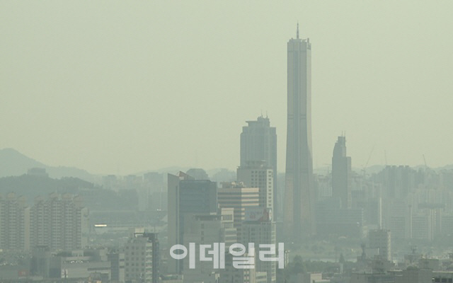 NASA "정유시설·화력발전소가 한반도 미세먼지 유발 원인"